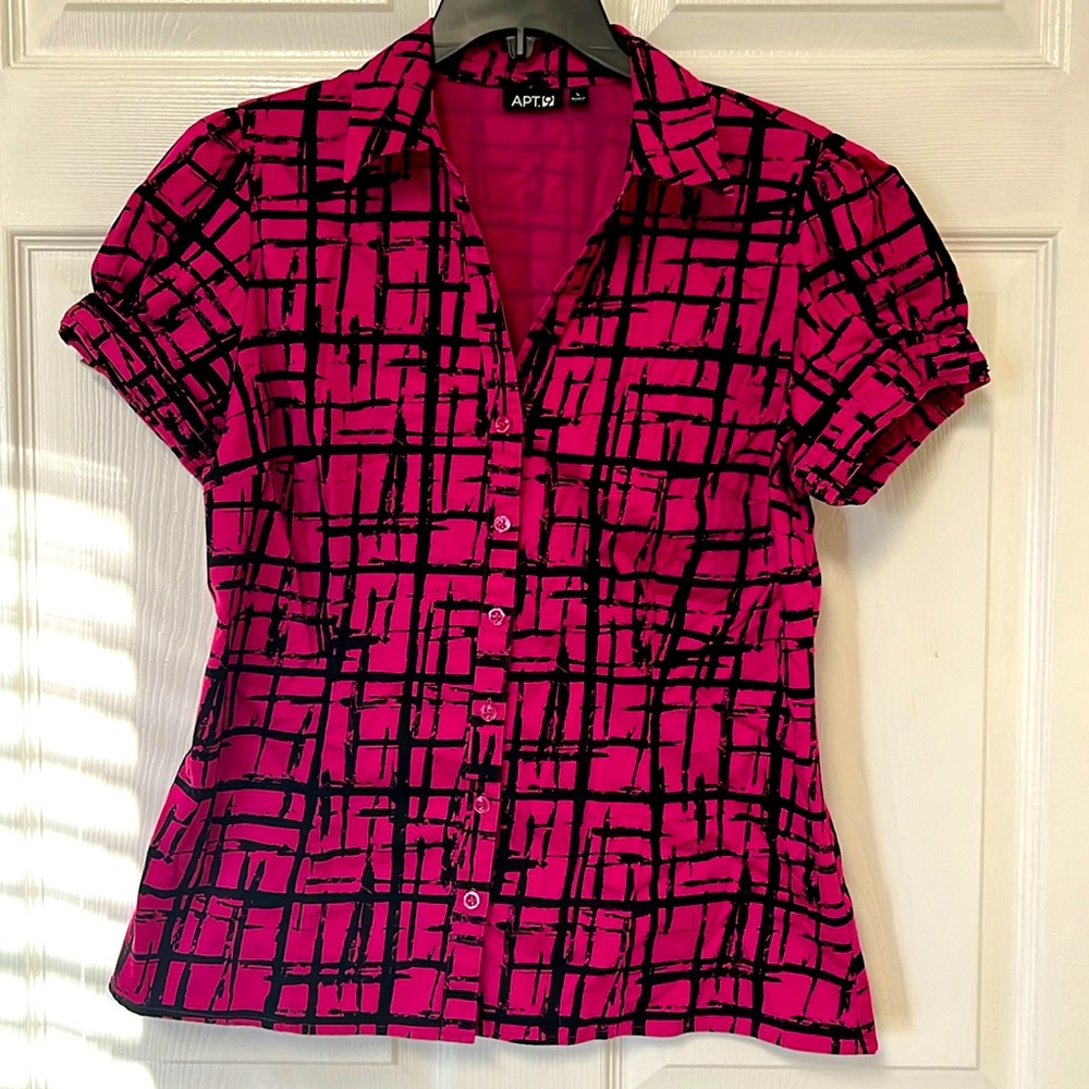 Apt 9  top L